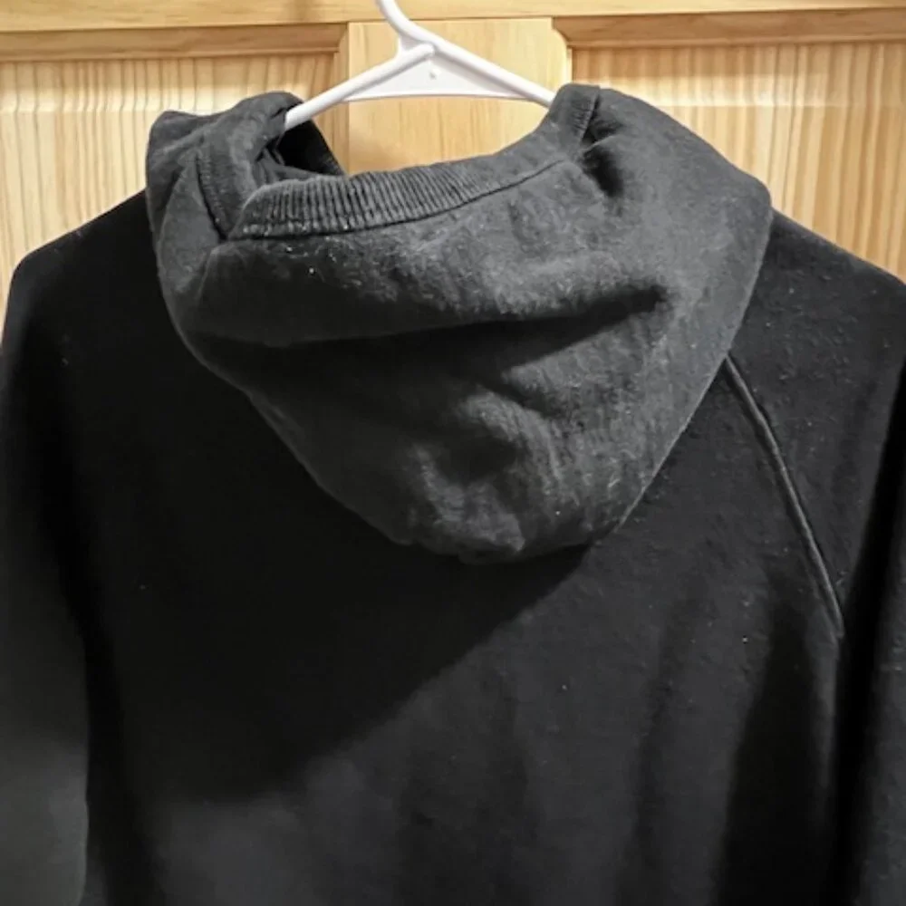 Banana Republic Garment Dye Logo Hoodie.‎ Retro look ribbed cuffs and hems Large